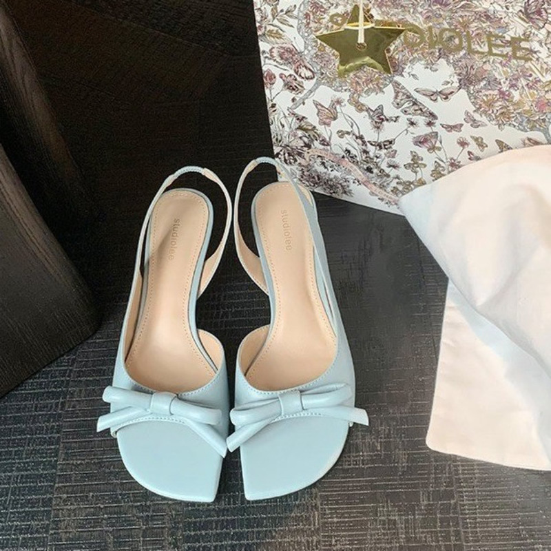 Elegantes Sandalias de Tacón B - Slip Dress Satin reseña y precio